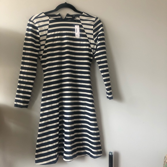 Jcrew 365 stripe knit fit and flare
striped dress - Picture 3 of 4